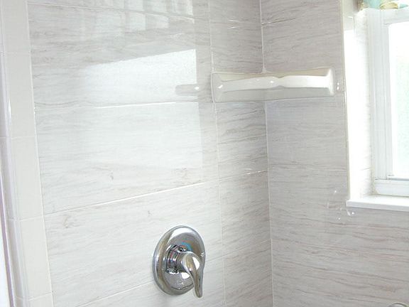 5th image of 4229 El Mar Dr #19