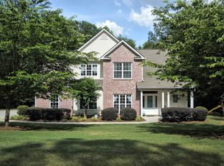 33 Smokey Ridge Dr, Newnan, GA 30263