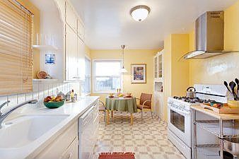 Kitchen 1 :: 808 Richmond