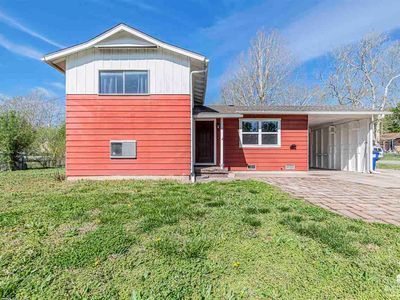 1618 Custer Rd, Junction City, KS, 66441