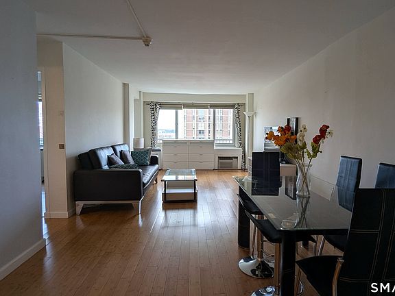 5th image of 100 York Street #15M