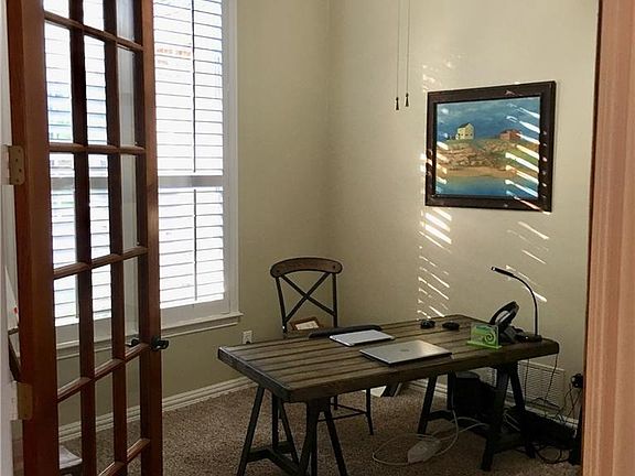 4th image of 6217 Wildwood Dr