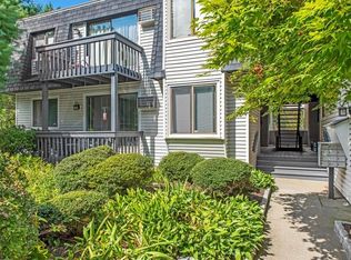 405 Drew Ln, Carmel, NY 10512