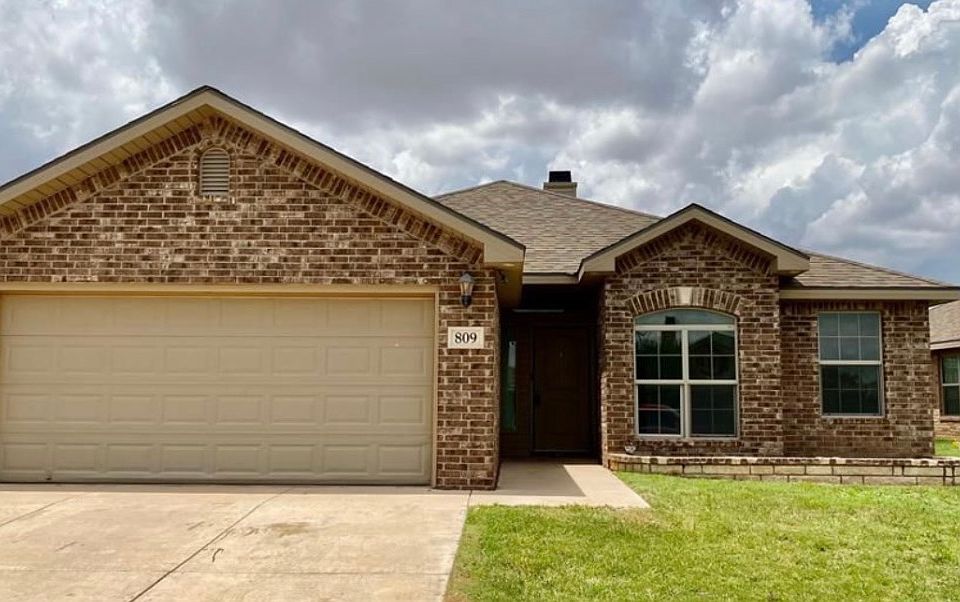 1st image of 809 Shea Ln