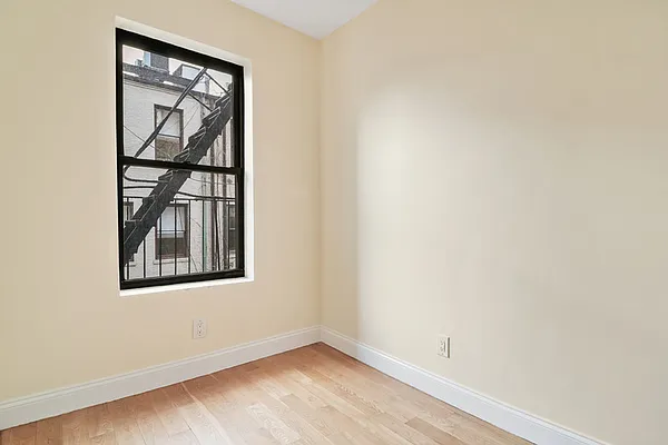 Rented by Cooper & Cooper Real Estate | media 16