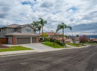 7371 Silkwood Ln, Highland, CA 92346
