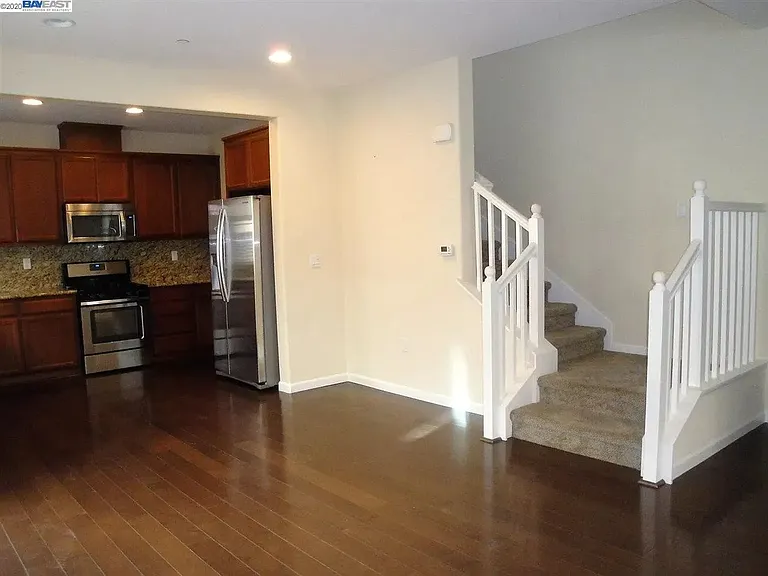 3323 Vittoria Loop — Photo 9