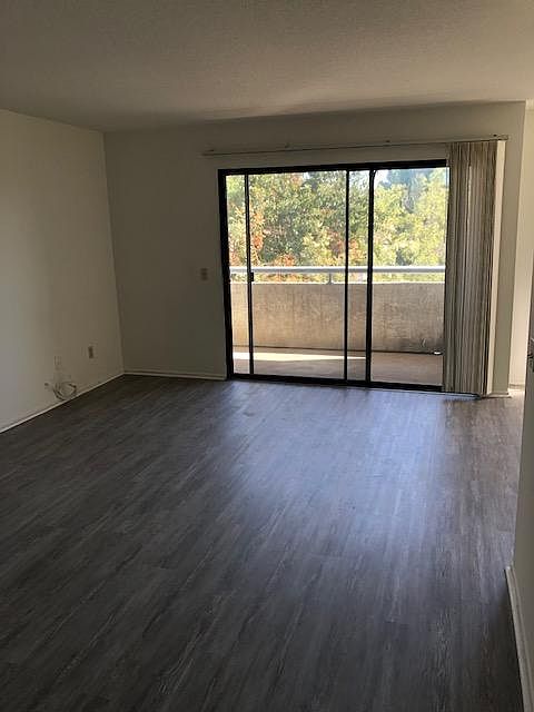 Bright, Spacious Living Room