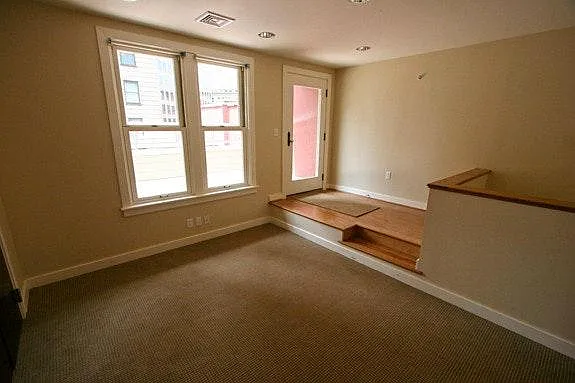 494 Graeme St #7 — Photo 10