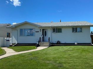 13524 62nd St NW, Edmonton, AB