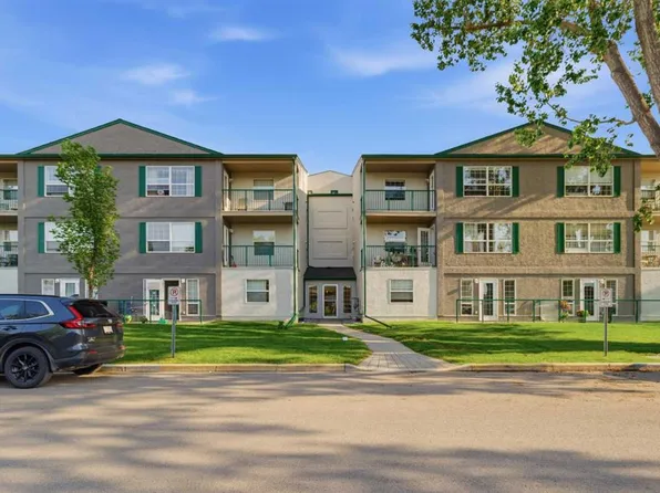 105 N 7th Ave SE #208, High River, AB T1V 1T8