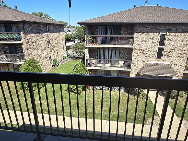 14808 Kenton Ave #3B — Photo 21
