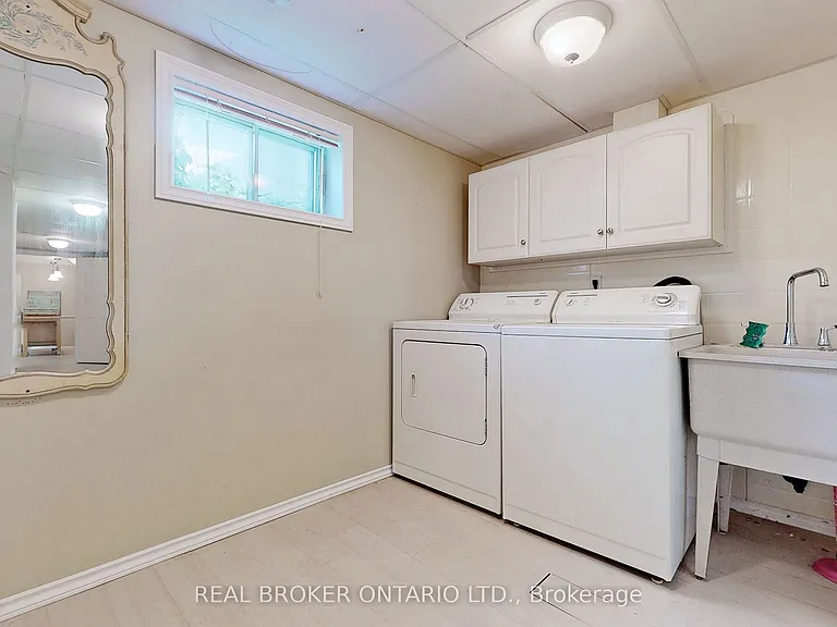 351 Taylor Mills Dr N — Photo 9