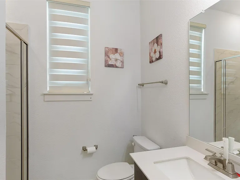 228 Lotti Ln — Photo 24