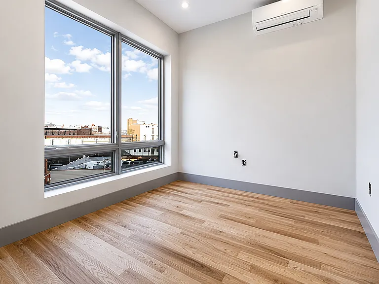 846 Monroe St #4B — Photo 5