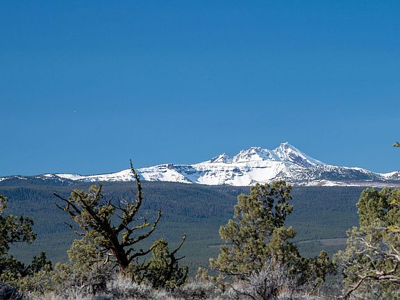 5th image of 19040 Dusty Loop