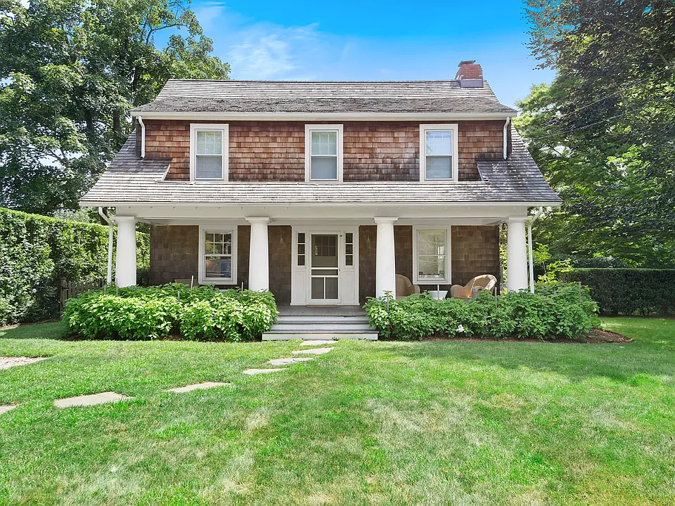 63 Lumber Ln