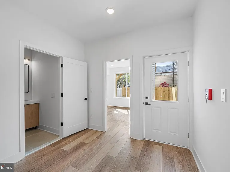 1216 N 28th St #1 — Photo 14