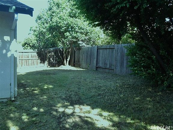 2nd image of 7435 Winnett Way