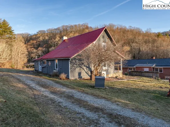 40 Painter Road, Banner Elk, NC 28604