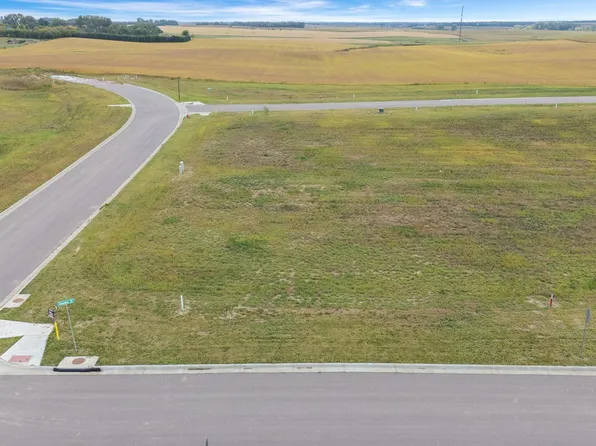 505 W Dianne St, Crooks, SD 57020