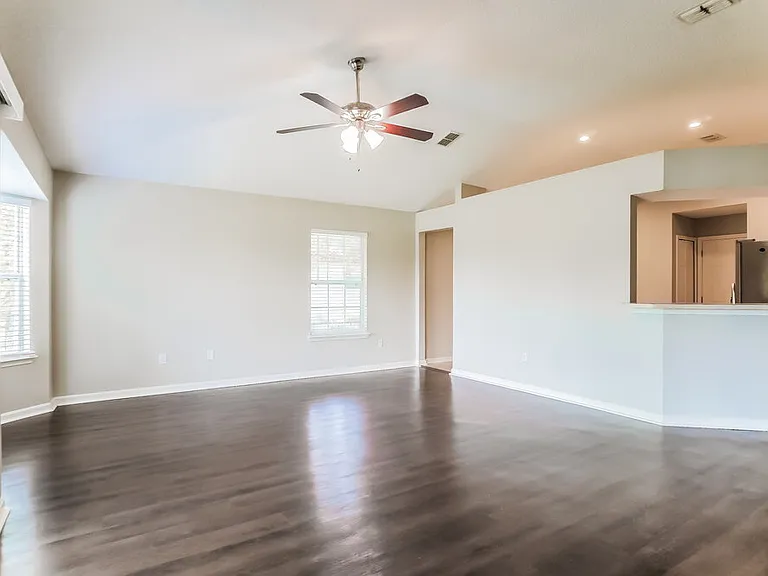 11132 Coldfield Dr — Photo 3