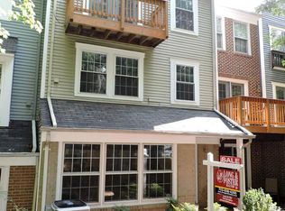 11822 Rockaway Ln #23, Fairfax, VA 22030