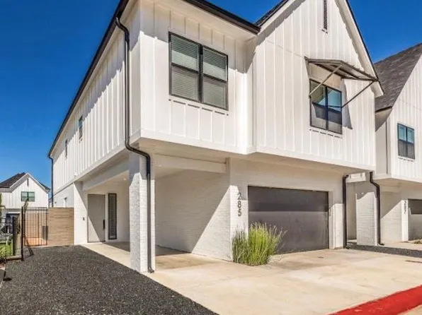 284 Estates Cir #284, College Station, TX 77840