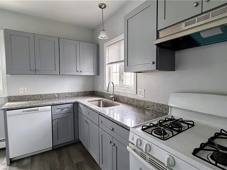 43 Hunter Ave #1 — Photo 8