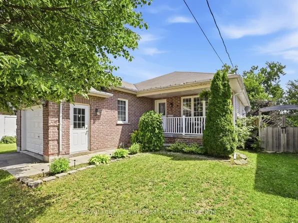 9 Durham St W, Kawartha Lakes, ON K9V 2P3