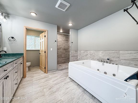 5th image of 15473 W 7th St