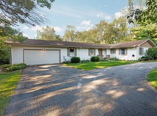 9077 Stoneyfield Ct, Dexter, MI 48130