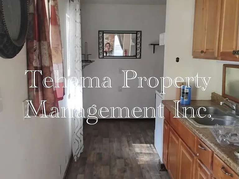 6914 Mobile Park Dr — Photo 2