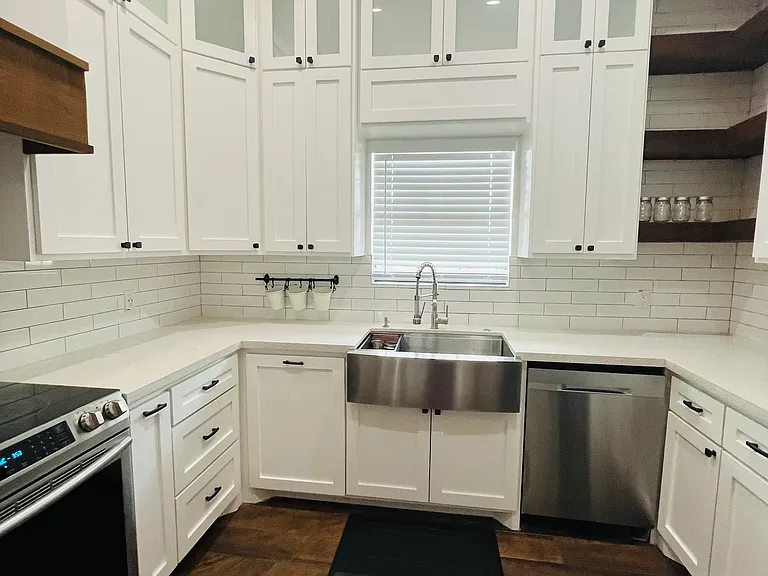 7228 Dominica Dr — Photo 14
