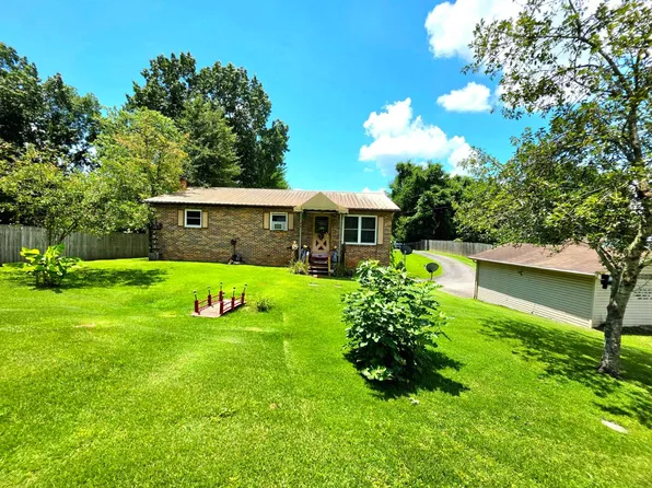 128 Dogwood St, Gray, TN 37615