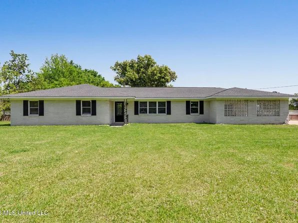6224 Ehelers St, Moss Pt, MS 39563