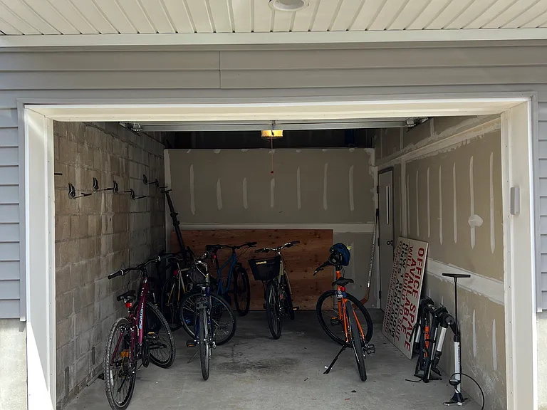 12 Trumbull St #14 — Photo 14