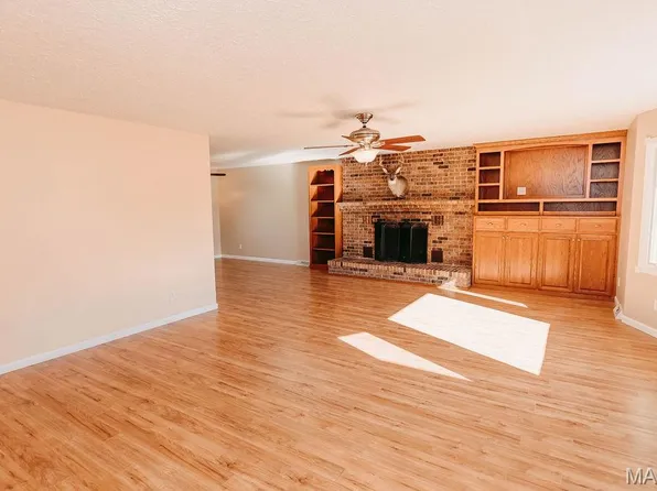 42485 Highway Bb, Dixon, MO 65459