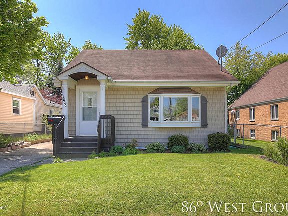 2nd image of 1020 Aberdeen St NE