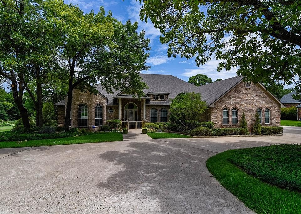 1st image of 3515 Deer Creek Cir