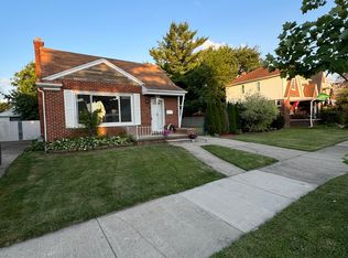 6620 Yinger Ave, Dearborn, MI 48126