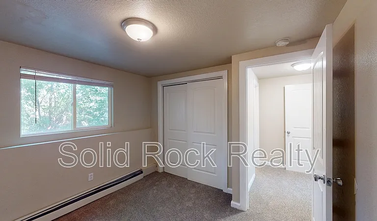 333 Bonnie Ct #1 — Photo 7