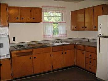 2nd image of 1314 13th St E