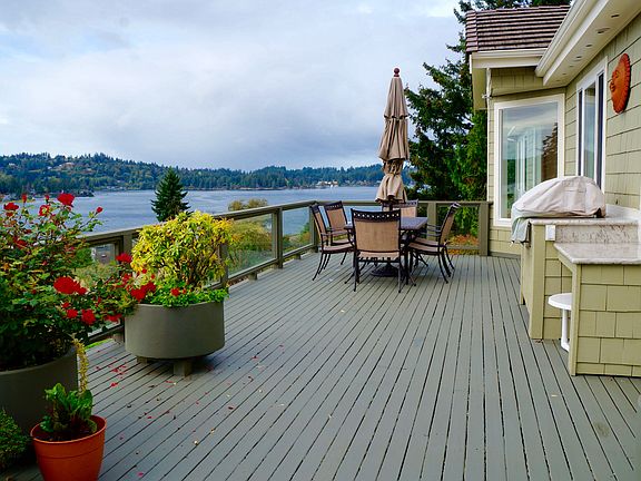 Deck with counter space and 