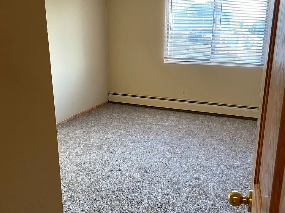 Cedar Avenue Apartments