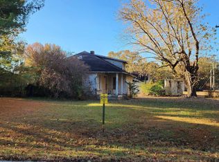 2346 Riverside Dr, Jackson, TN 38301