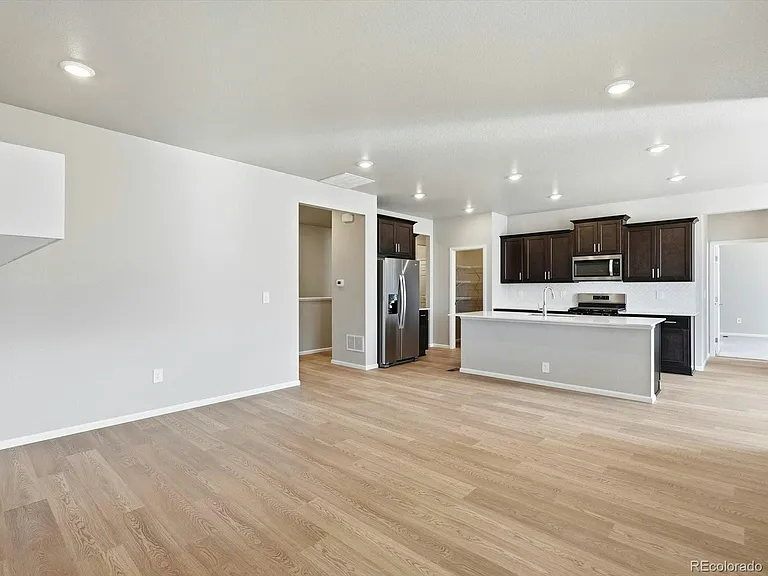 1612 Rumley Creek Dr — Photo 3