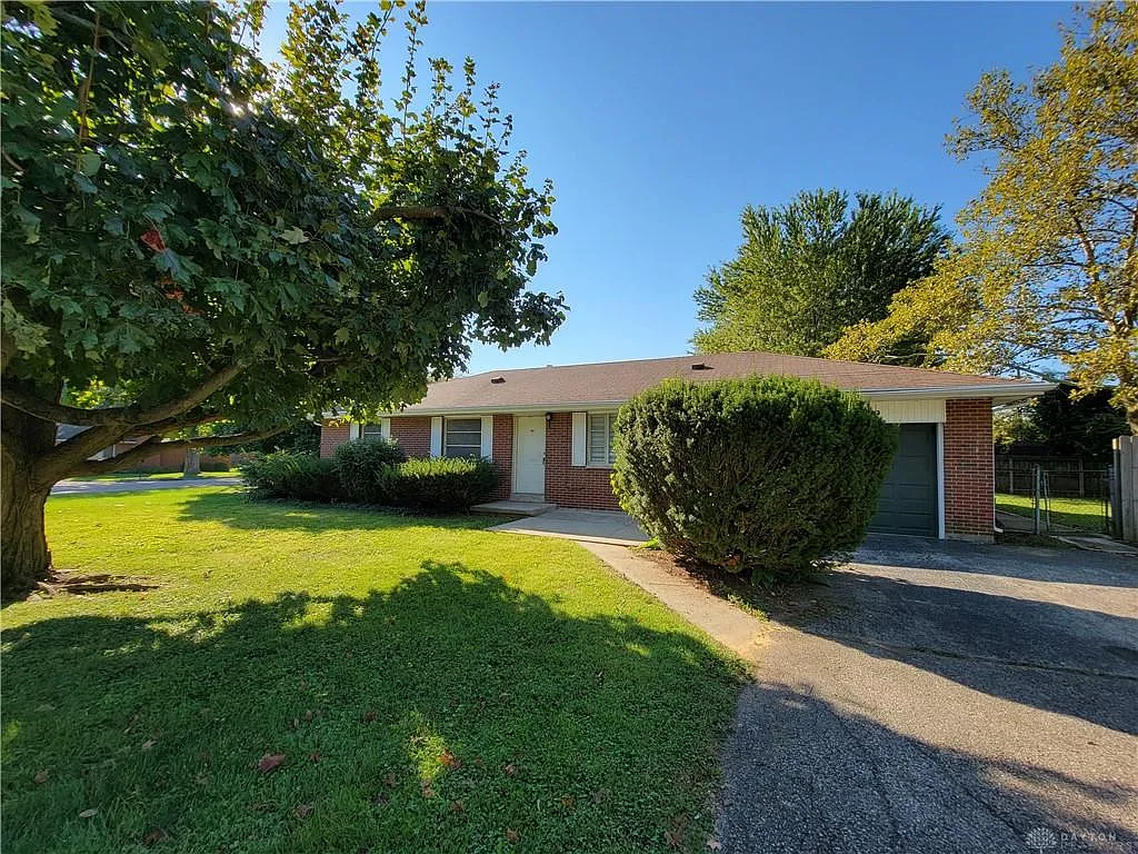 202 Glenmary Ave photo 1
