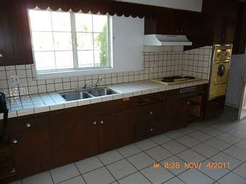 4th image of 1157 W Avenue J15