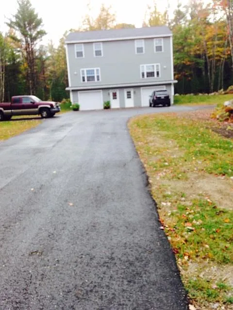 14 Farmhouse Ln — Photo 1